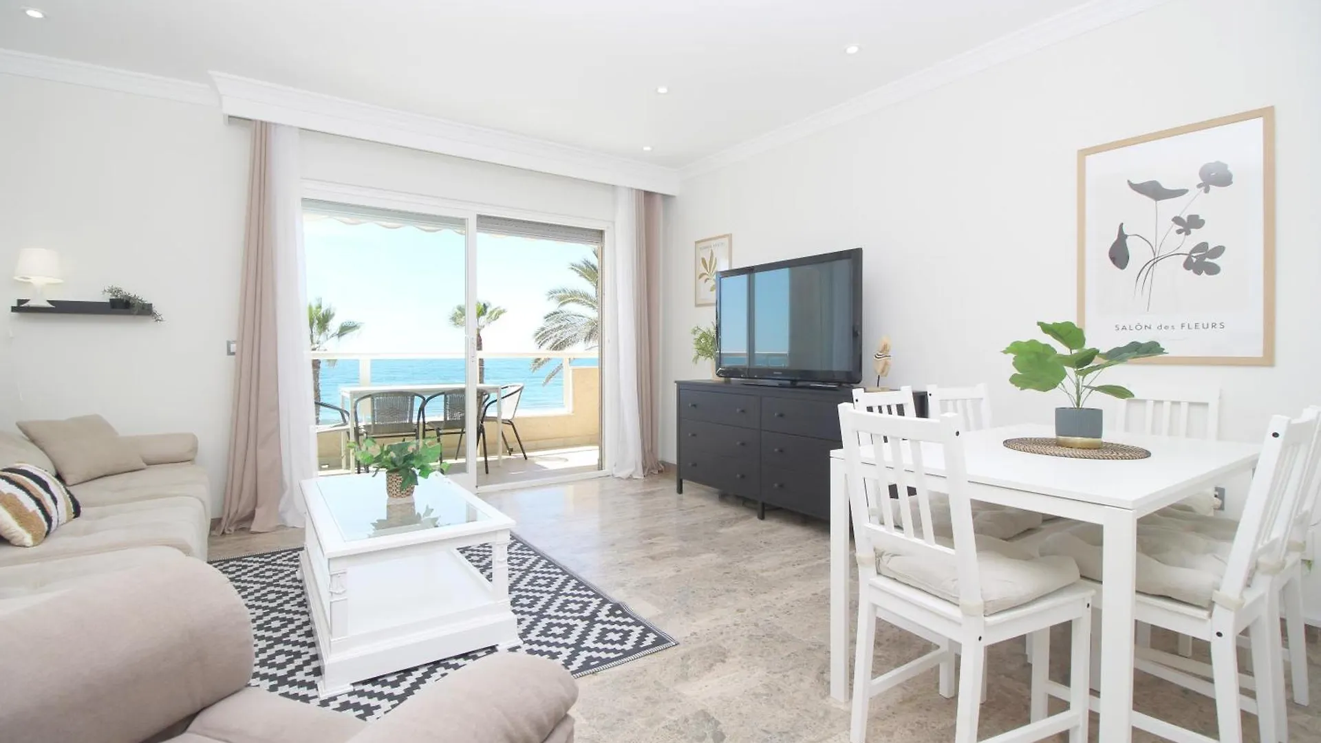 Del Parque Flats Family Paradise Rincon de la Victoria Apartment