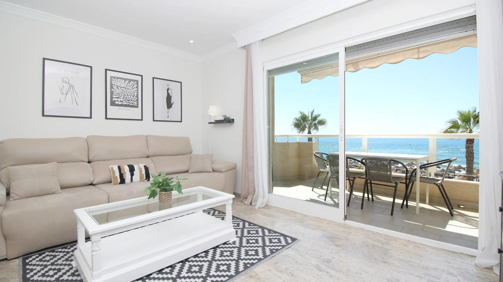 Del Parque Flats Family Paradise Rincon de la Victoria 0*,